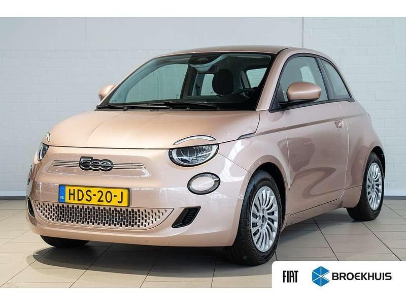 Occasion Fiat 500e Urban 86 kW (118 PK) 2025 Rood Hatchback