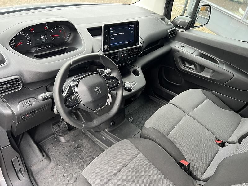 Occasion Peugeot Partner Premium 131 PK (96 kW) 2019 Grijs (metallic) MPV