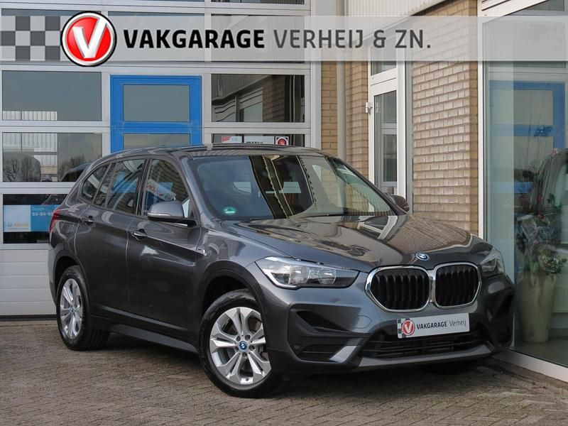 Occasion BMW X1 Executive 221 PK (162 kW) 2022 Grijs SUV