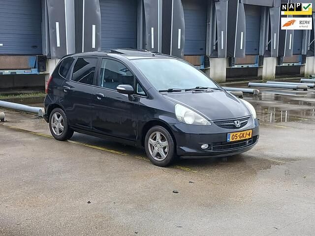 Zwart Gebruikt 2008 Honda Jazz LS Hatchback | € 4.950 (Duur) - Afbeelding 1/4