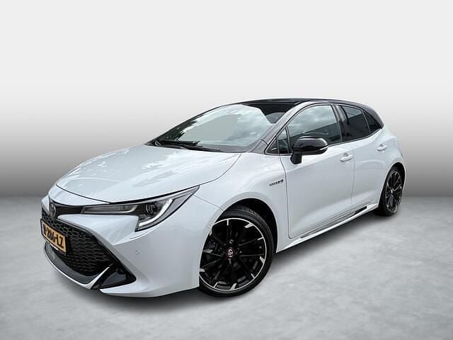 Grijs Gebruikt 2021 Toyota Corolla Sport Hatchback | € 25.999 (Eerlijke prijs) - Afbeelding 1/4