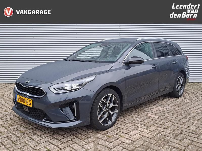 Grijs Gebruikt 2021 Kia Ceed GT-Line Stationwagen | € 21.495 (Goede deal) - Afbeelding 1/4