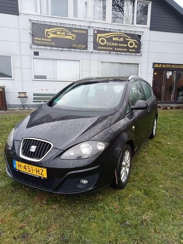 Occasion 2011 Seat Altea XL Style MPV | € 2.950 (Goede deal) - Afbeelding 1/4