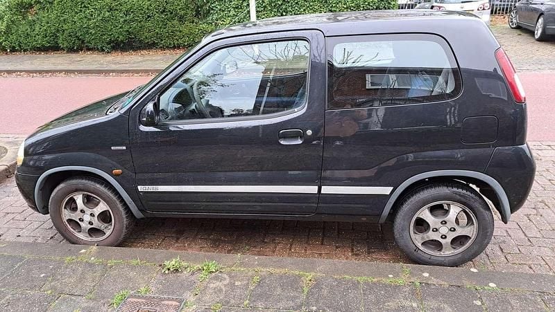 Occasion Suzuki Ignis 83 PK (61 kW) 2002 Zwart Stationwagen