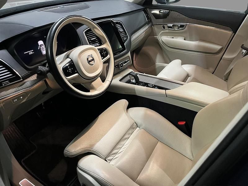 Occasion Volvo XC90 Plus 456 PK (335 kW) 2022 Blauw SUV