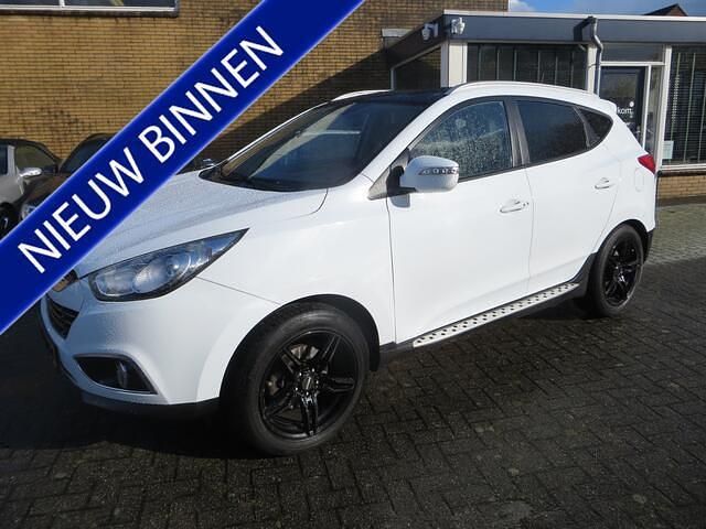 Wit Occasion 2010 Hyundai ix35 SUV | € 7.999 (Eerlijke prijs) - Afbeelding 1/4