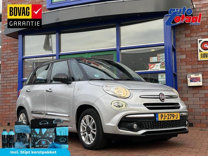 Grijs Gebruikt 2017 Fiat 500L Lounge MPV | € 9.645 (Iets duurder) - Afbeelding 1/3