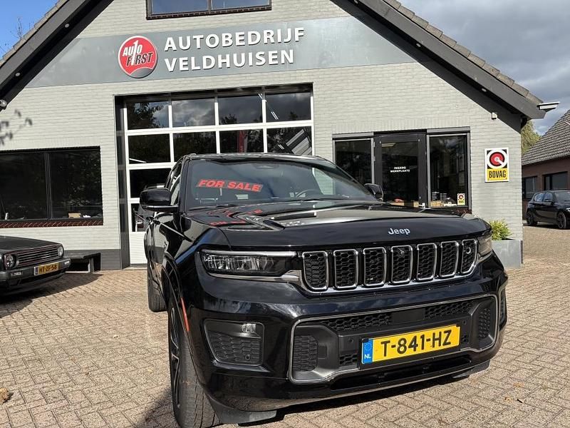 Occasion Jeep Grand Cherokee Overland 272 PK (200 kW) 2023 Zwart SUV