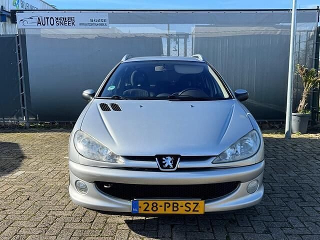 Occasion Peugeot 206 Griffe 109 PK (80 kW) 2004 Grijs (metallic) Stationwagen