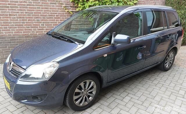 Blauw Gebruikt 2011 Opel Zafira Edition MPV | € 4.399 (Eerlijke prijs) - Afbeelding 1/4