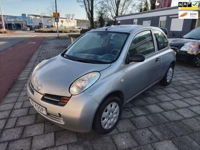 Grijs Gebruikt 2003 Nissan Micra Hatchback | € 1.250 (Goede deal) - Afbeelding 1/4