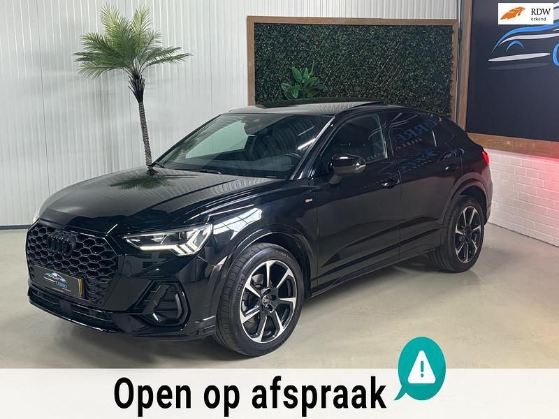 Zwart Gebruikt 2022 Audi Q3 Sportback Advanced SUV | € 42.995 (Duur) - Afbeelding 1/4