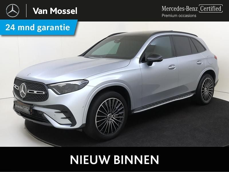 Grijs Occasion 2025 Mercedes GLC400d AMG line SUV | € 66.945 (Super prijs) - Afbeelding 1/4