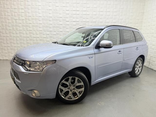 Blauw Gebruikt 2013 Mitsubishi Outlander Instyle SUV | € 14.999 (Eerlijke prijs) - Afbeelding 1/4