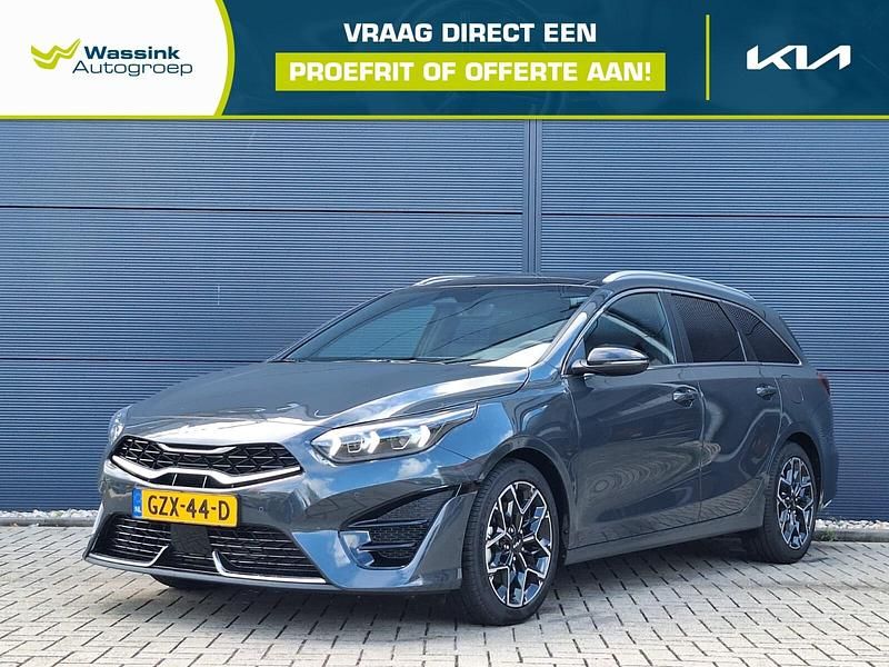 Grijs, metallic lak Gebruikt 2025 Kia Ceed Sportswagon GT-Line Stationwagen | € 33.840 (Iets duurder) - Afbeelding 1/4