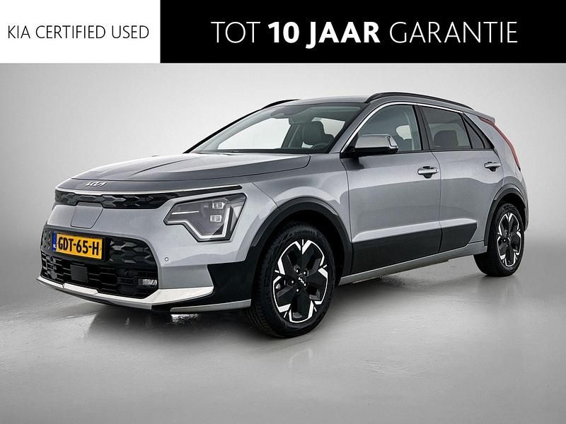 Grijs Gebruikt 2024 Kia e-Niro Advance SUV | € 32.440 (Super prijs) - Afbeelding 1/4
