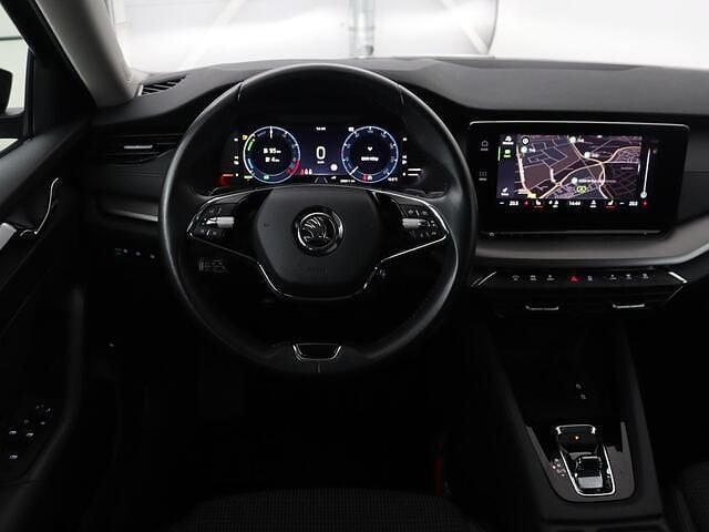 Occasion Skoda Octavia Business Line 204 PK (150 kW) 2022 Zwart Stationwagen