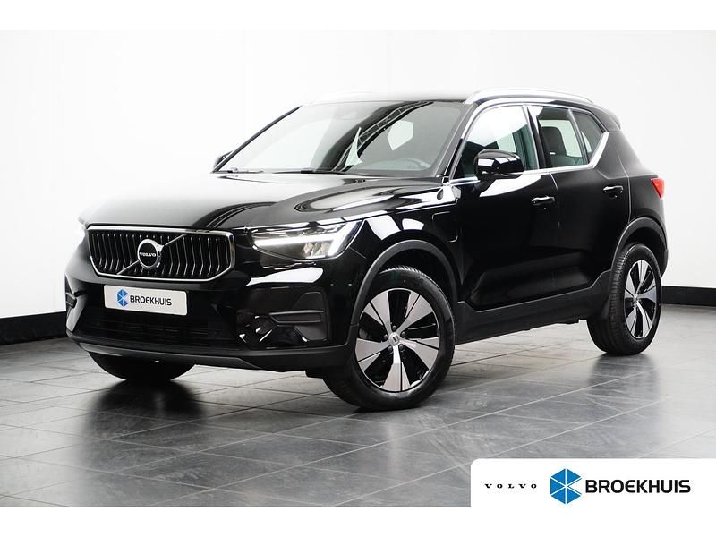 Zwart Gebruikt 2023 Volvo XC40 Inscription SUV | € 36.895 (Goede deal) - Afbeelding 1/4