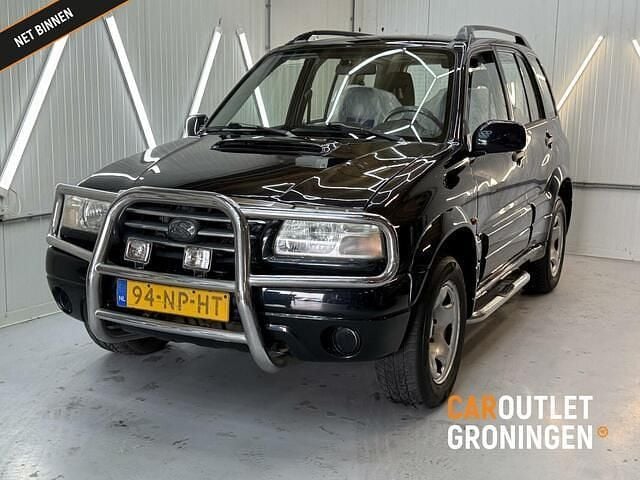 Zwart Gebruikt 2004 Suzuki Grand Vitara SUV | € 4.990 (Eerlijke prijs) - Afbeelding 1/4