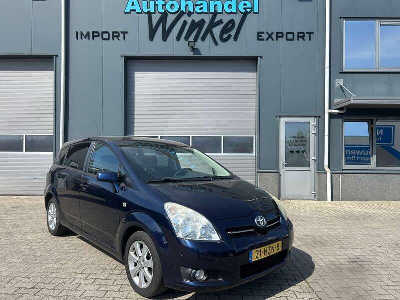 Blauw Gebruikt 2009 Toyota Verso MPV | € 3.000 - Afbeelding 1/4