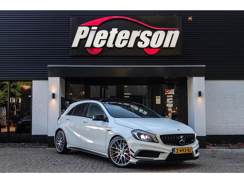 Wit Gebruikt 2013 Mercedes A45 AMG AMG Hatchback | € 19.999 (Eerlijke prijs) - Afbeelding 1/4