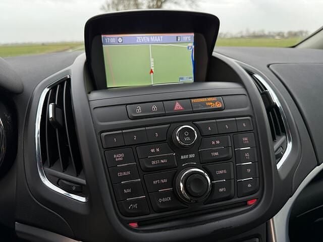 Occasion Opel Zafira Tourer Edition 131 PK (96 kW) 2013 Bruin MPV