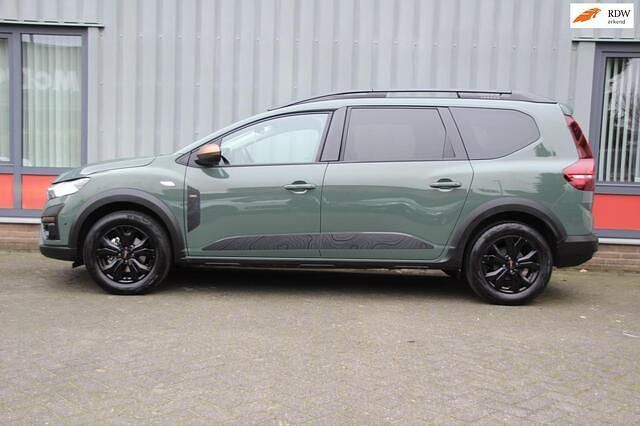 Grijs Gebruikt 2024 Dacia Jogger Extreme MPV | € 24.995 (Goede deal) - Afbeelding 1/4