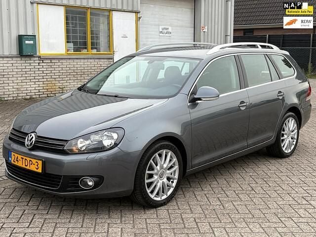 Grijs Gebruikt 2012 VW Golf VII Highline Stationwagen | € 5.495 (Super prijs) - Afbeelding 1/4