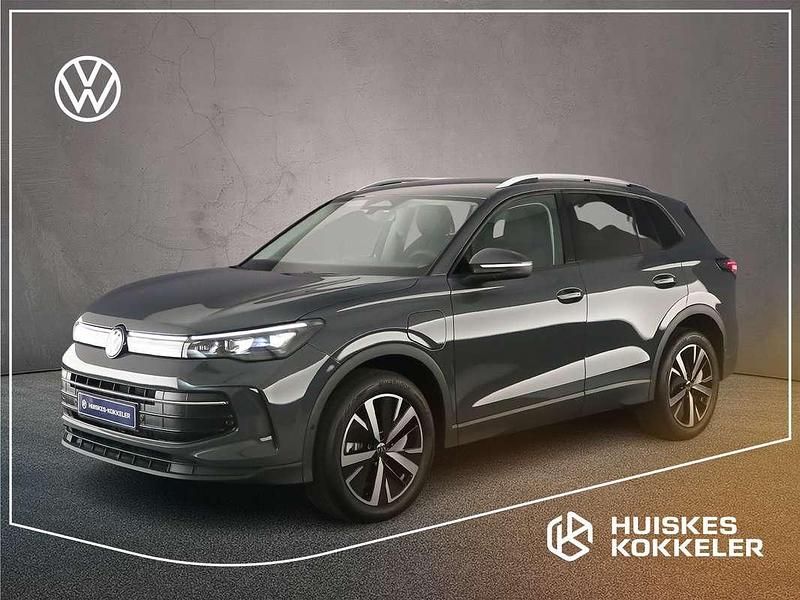Grijs Nieuw 2025 VW Tiguan Edition SUV | € 51.612 (Goede deal) - Afbeelding 1/4