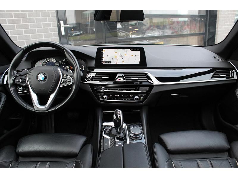 Occasion BMW 520 Executive 191 PK (140 kW) 2018 Grijs Stationwagen
