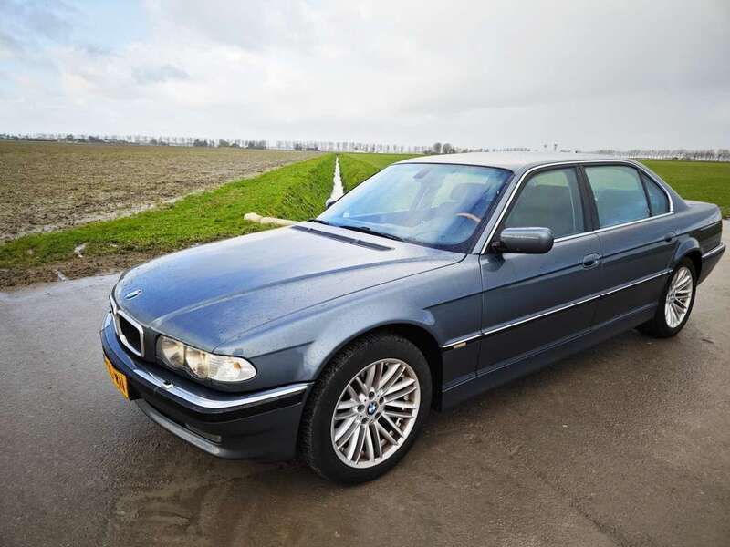 Blauw Gebruikt 2001 BMW 740L Sedan | € 9.950 - Afbeelding 1/4
