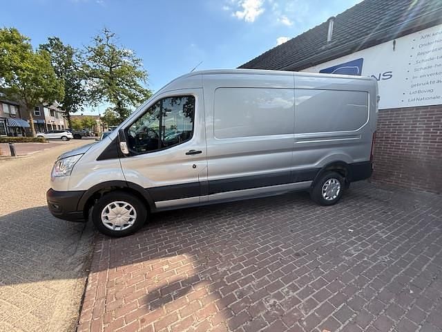 Grijs Gebruikt 2021 Ford Transit Van | € 24.950 (Duur) - Afbeelding 1/4