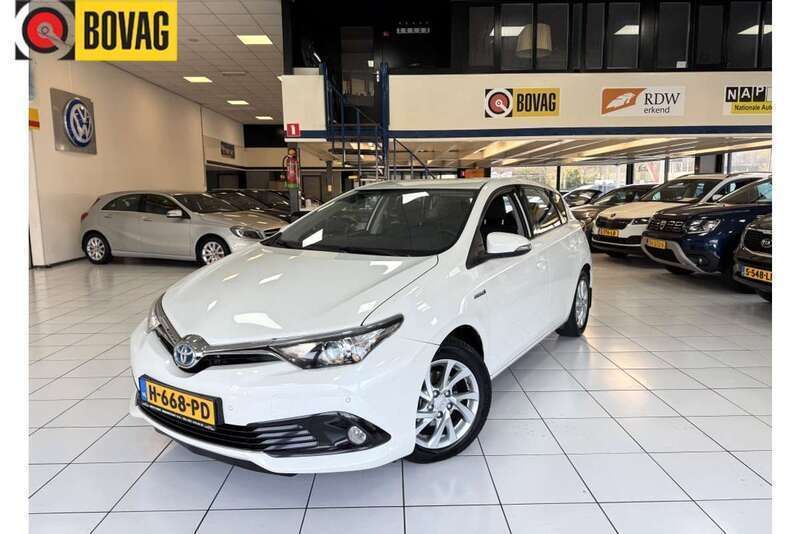 Wit Gebruikt 2016 Toyota Auris Hybrid Hatchback | € 10.950 (Goede deal) - Afbeelding 1/4