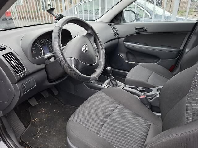 Occasion Hyundai i30 Active 105 PK (77 kW) 2010 Zwart Hatchback