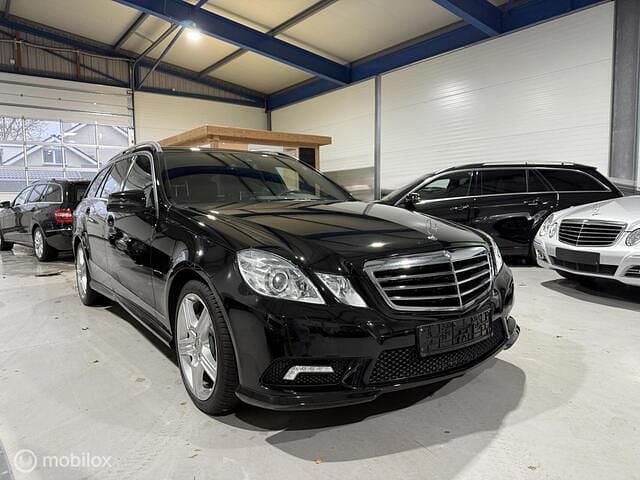 Zwart Gebruikt 2010 Mercedes 500 Avantgarde Stationwagen | € 18.950 - Afbeelding 1/4
