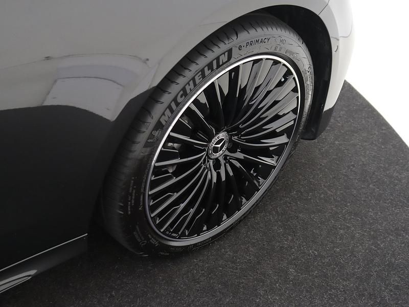 Occasion Mercedes E300 AMG line 204 PK (150 kW) 2024 Grijs Sedan