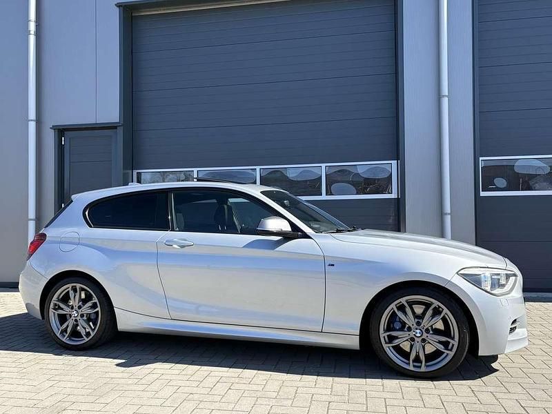 Occasion BMW M135 320 PK (235 kW) 2013 Grijs (metallic) Hatchback