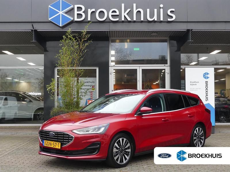 Rood Gebruikt 2024 Ford Focus Titanium X Stationwagen | € 26.895 (Duur) - Afbeelding 1/4