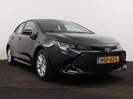Zwart, metallic lak Gebruikt 2025 Toyota Corolla Business Edition Hatchback | € 31.945 (Iets duurder) - Afbeelding 1/3