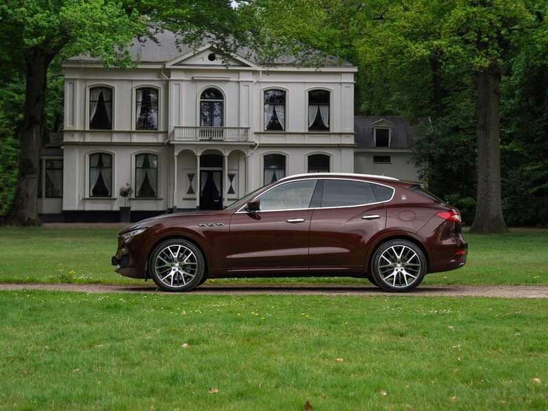 Bruin Gebruikt 2016 Maserati Levante GranLusso SUV | € 49.900 (Duur) - Afbeelding 1/4
