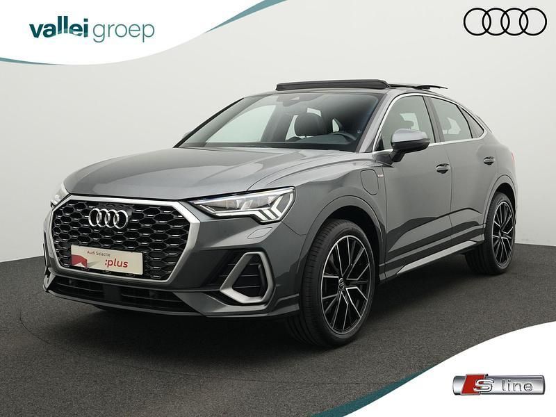 Grijs Gebruikt 2021 Audi Q3 Sportback S-Line SUV | € 42.200 (Iets duurder) - Afbeelding 1/4