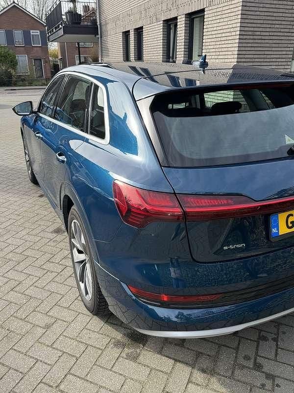 Occasion Audi e-tron Advanced Plus 300 kW (408 PK) 2019 Blauw SUV