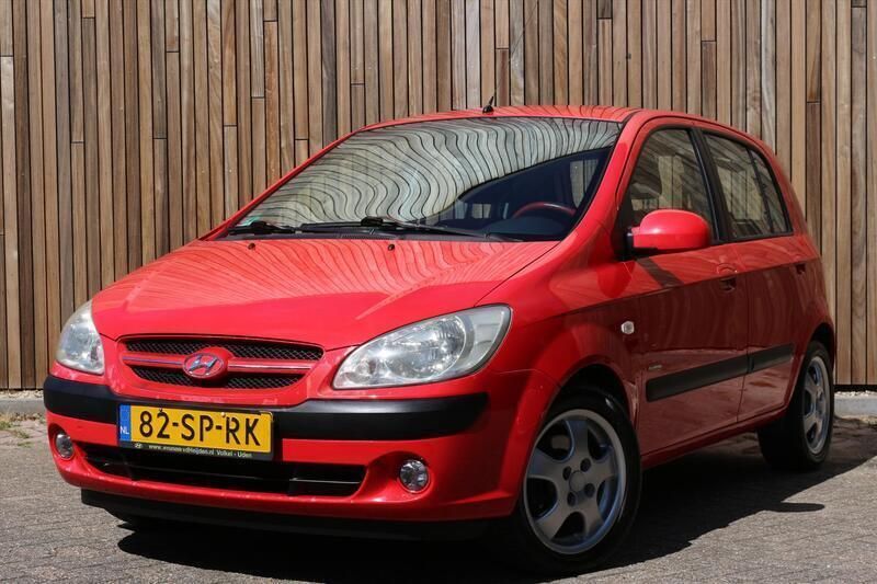 Rood Gebruikt 2006 Hyundai Getz Edition Hatchback | € 2.950 - Afbeelding 1/4