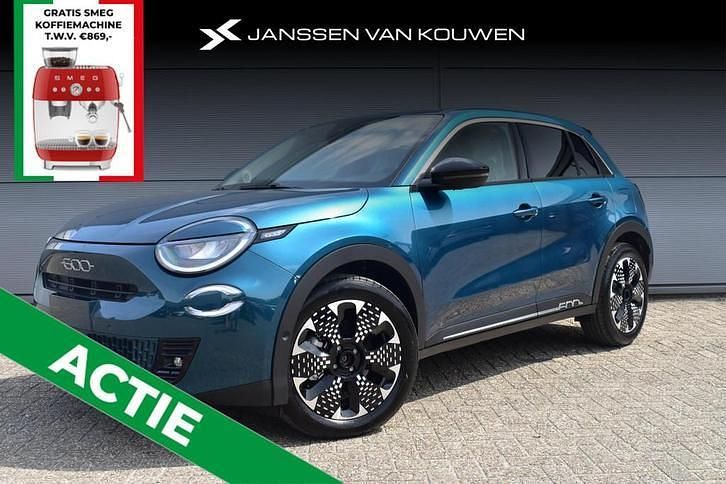 Nieuw 2025 Fiat 600E La Prima | € 32.890 (Iets duurder) - Afbeelding 1/4