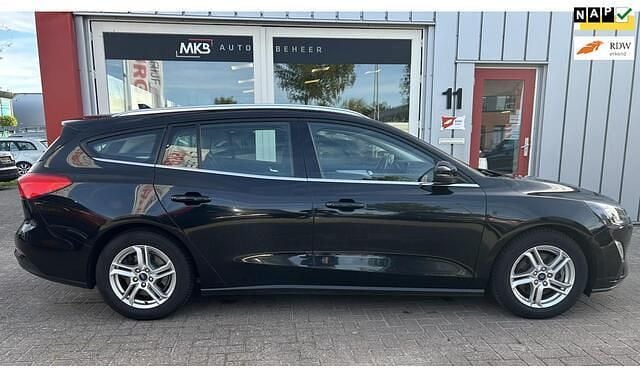 Zwart Gebruikt 2020 Ford Focus Business Edition Stationwagen | € 9.950 (Super prijs) - Afbeelding 1/4