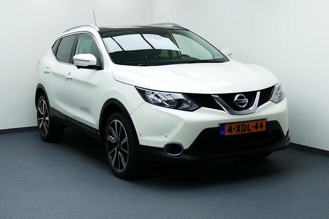 Wit Gebruikt 2014 Nissan Qashqai 360º SUV | € 11.749 (Eerlijke prijs) - Afbeelding 1/4