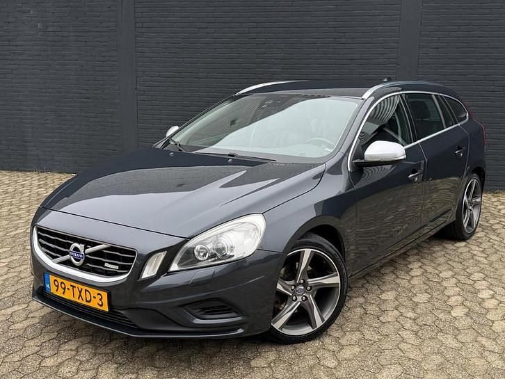 Occasion Volvo V60 R-Design 180 PK (132 kW) 2012 Grijs Stationwagen