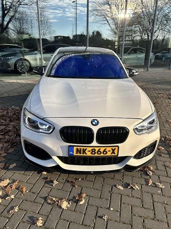 Wit Occasion 2015 BMW M135 M Performance Hatchback | € 32.350 (Iets duurder) - Afbeelding 1/4