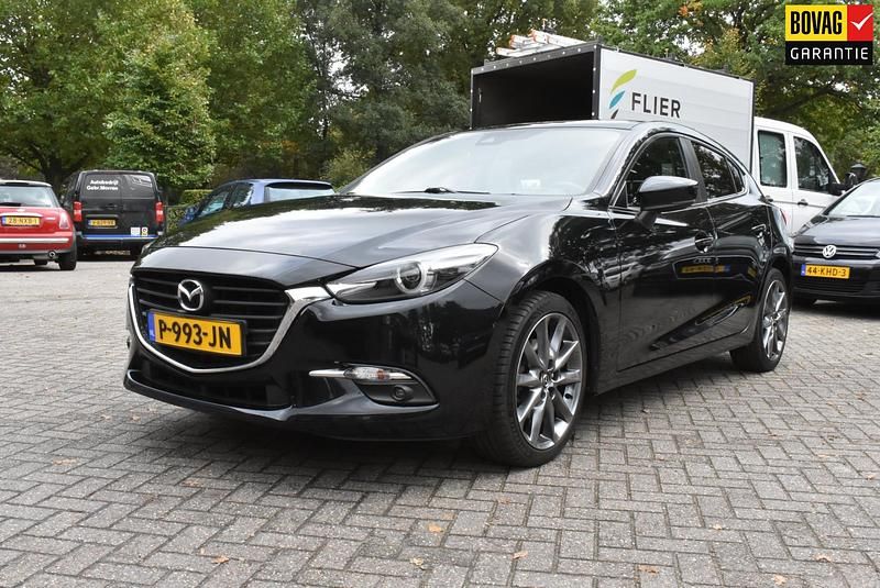 Occasion Mazda 3 120 PK (88 kW) 2017 Zwart Hatchback