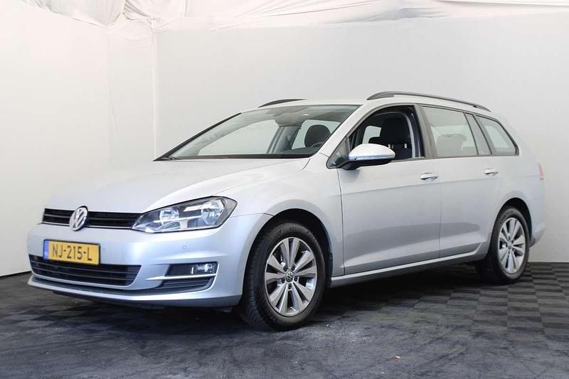 Grijs Gebruikt 2017 VW Golf VII Comfortline Stationwagen | € 7.999 (Goede deal) - Afbeelding 1/4